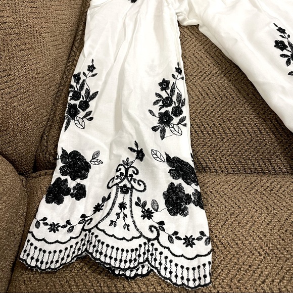 🎉8X HP🎉M Blu Pepper Cold Shoulder Top NWT! - Picture 8 of 10